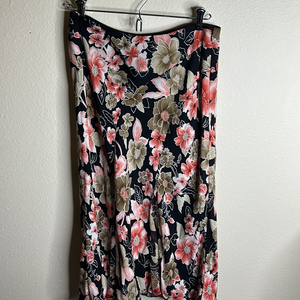 Alfani Silk Skirt Black Floral Size 4
